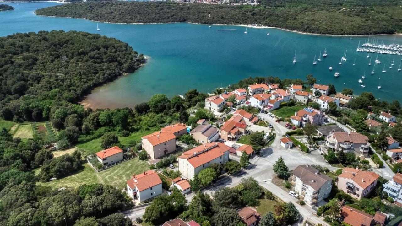 Apartmets Slavica 1644 Banjole Bagian luar foto